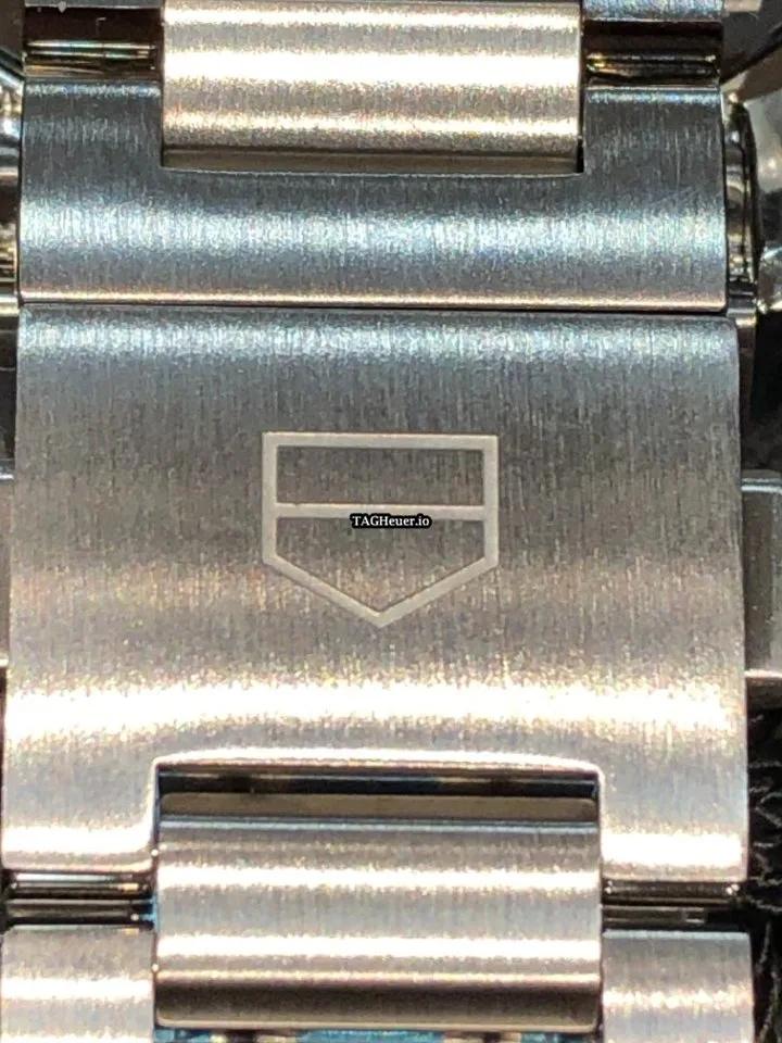 126852-9