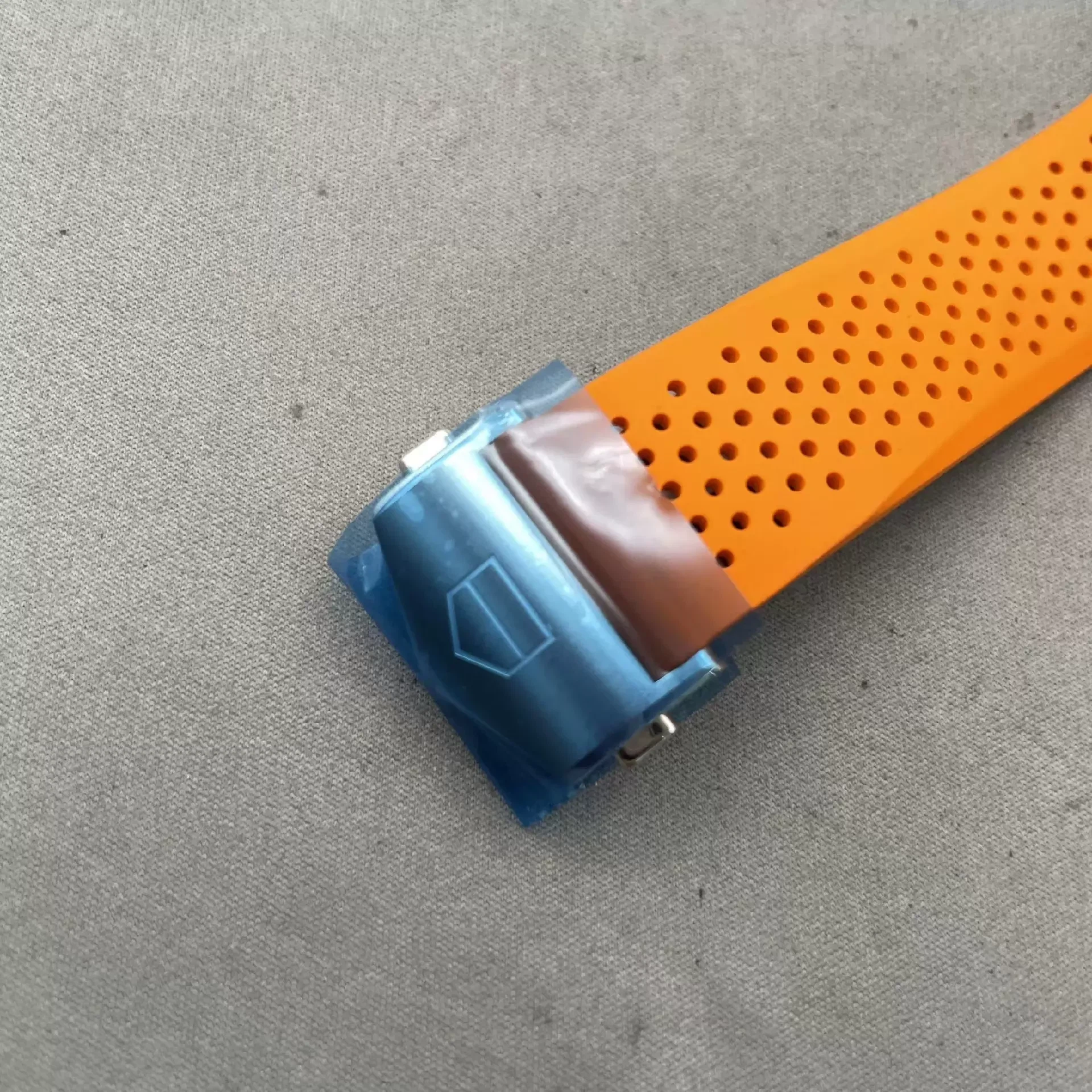 tag-heuer-connected-calibre-e5-45mm-orange-rubber-strap-6