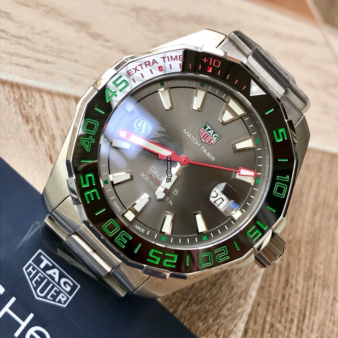 aquaracer-calibre-5-match-timer-43mm-grey-dial-red-green-bezel-3